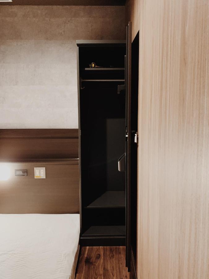 Hotel Capsule Inn Shizuoka Exteriör bild