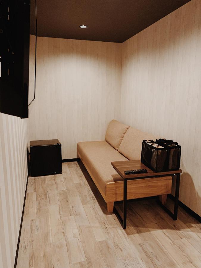 Hotel Capsule Inn Shizuoka Exteriör bild